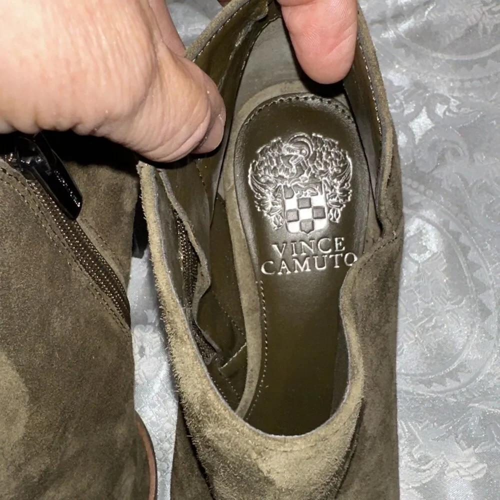 Vince Camuto Boots Womens 7  M Bootie Olive Green Peep Toe  Heels